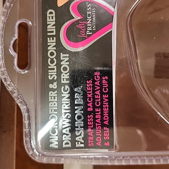 Strapless And Backless Self Adhesive Adjustable Bra A/B Cup - Picture 3 of 7